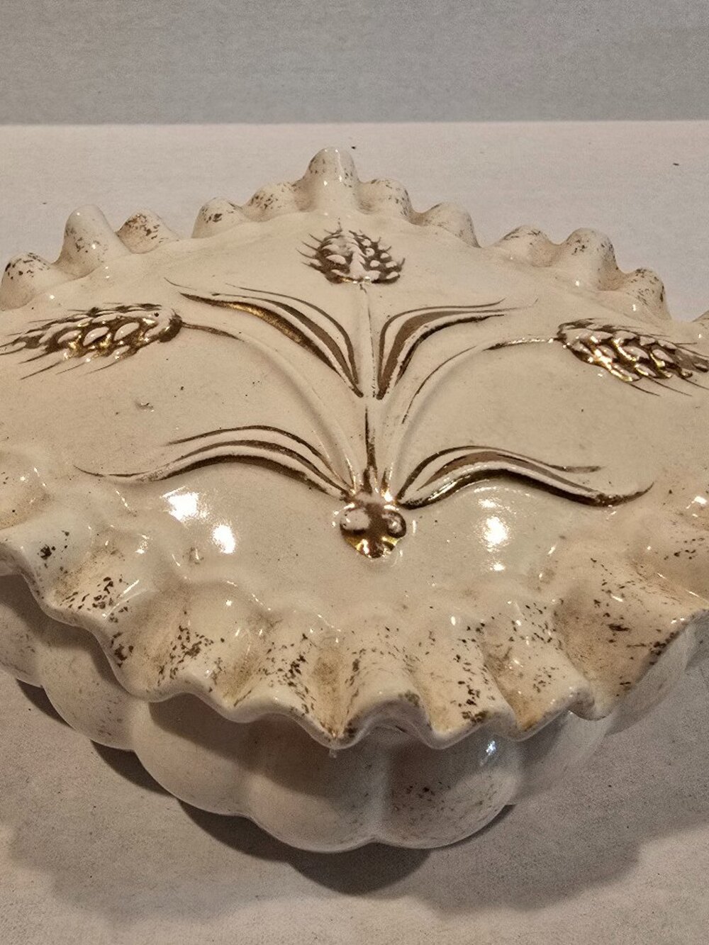 Vintage Handpainted Ceramic Trinket Box Lidded Artmark Originals 6"x5" 1960s